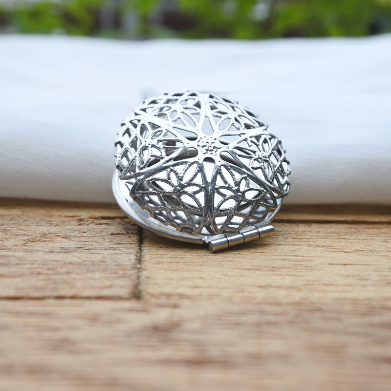 Celtic Star Diffuser Necklace